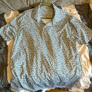 Rhoback XL shirt